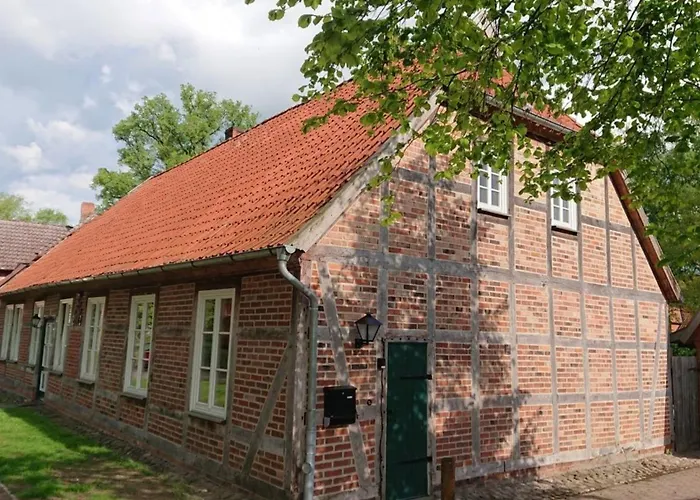 Dachsbau - Kirchtwiete 3b Luedersburg